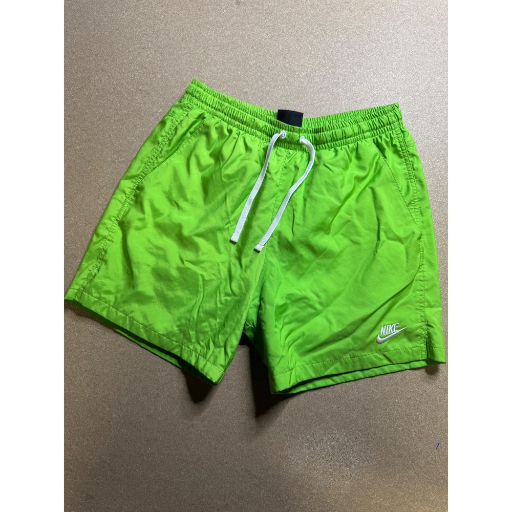 Nike Mens Swim Trunks Shorts Green White Logo Elastic Waist Lined Casual